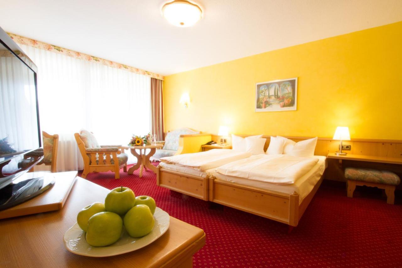 Hotel Pfalzblick ダーン エクステリア 写真